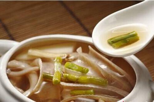 哪些人不適宜吃金釵石斛？